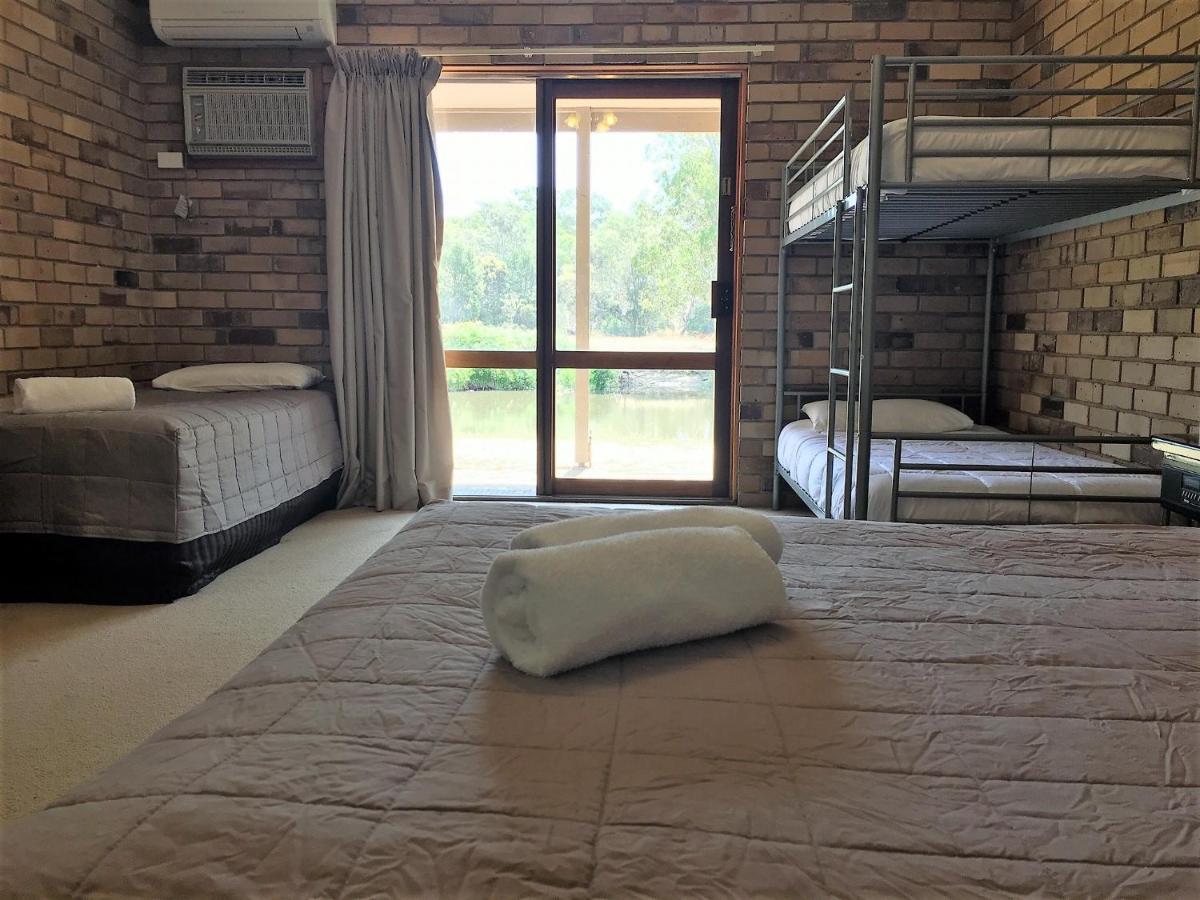 סטאול Magdala Motor Lodge & Lakeside Restaurant מראה חיצוני תמונה