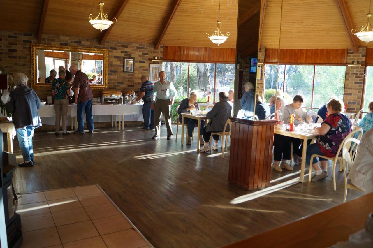סטאול Magdala Motor Lodge & Lakeside Restaurant מראה חיצוני תמונה
